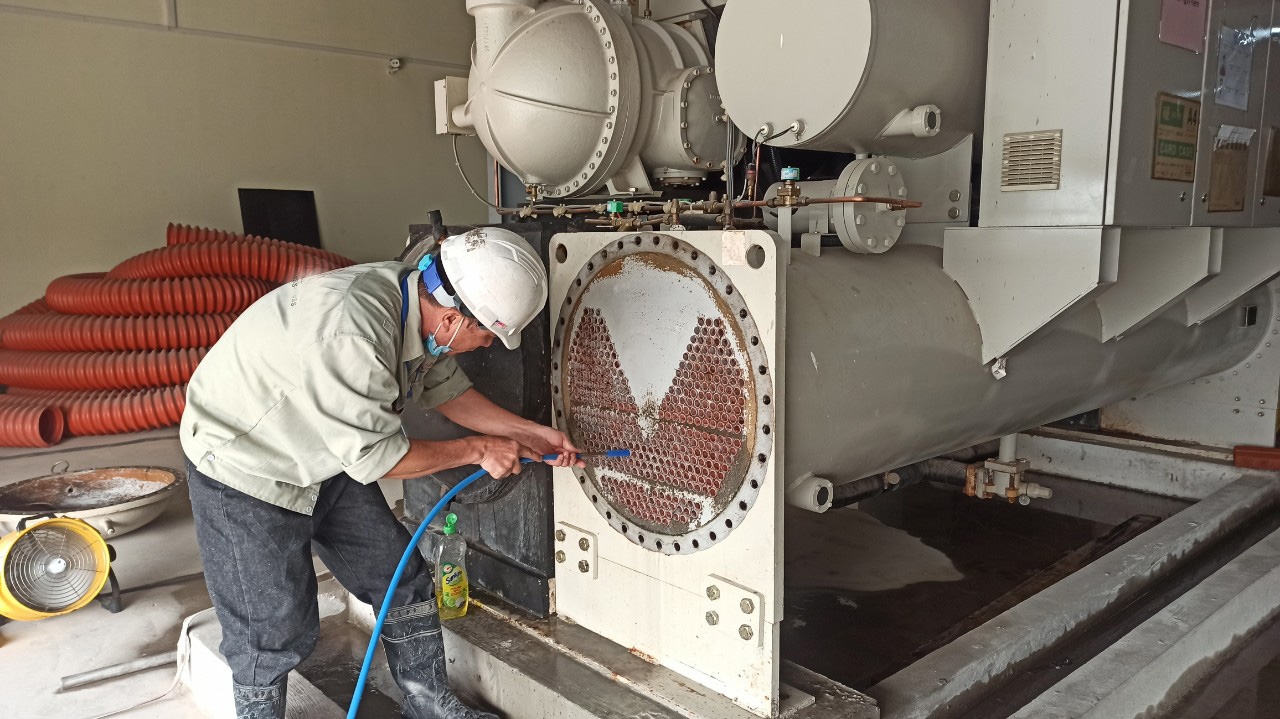 Tẩy cặn Chiller tại khu công nghiệp Yên Phong Bắc Ninh